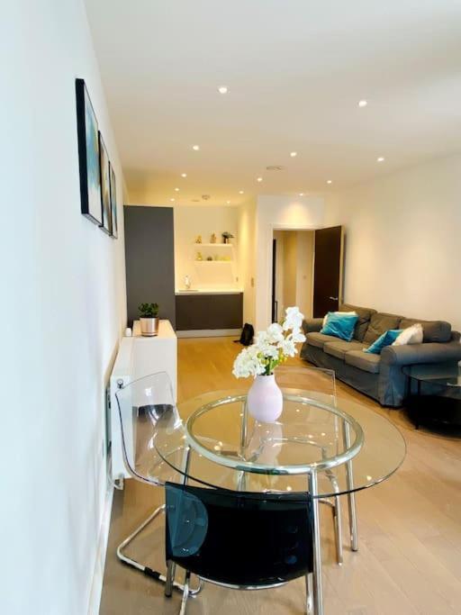 Appartement Lovely 1 Bed Flat In North Kensington Londres Extérieur photo